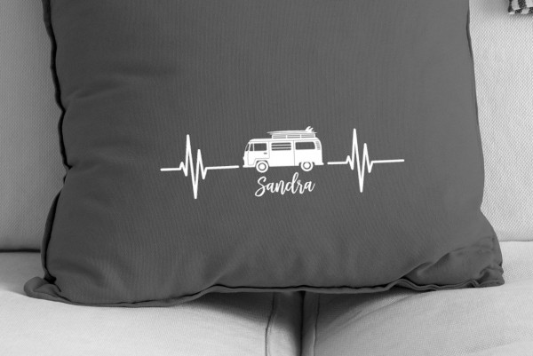 Camping - Bulli Kissenhülle 50 x 50 cm personalisiert | Kissenbezug | Camping | Herzschlag – Bild 2
