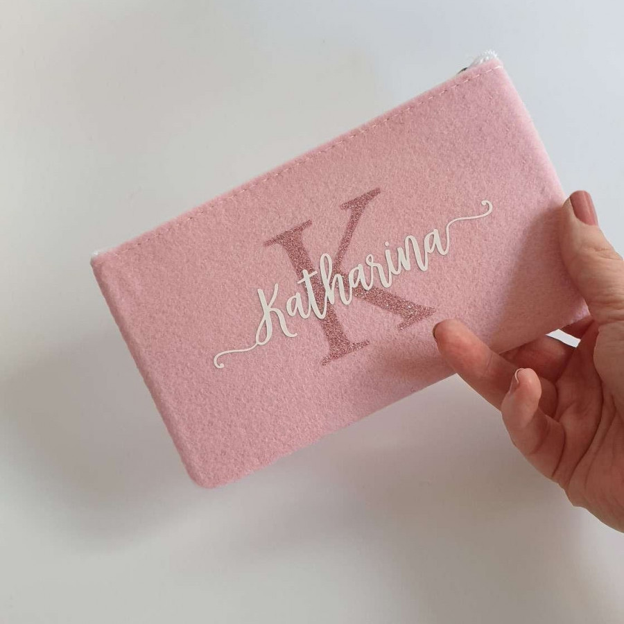 Kleine Schminktasche aus Filz 18x10 cm | Personalisiert | Kosmetiktasche mit Namen | Stifte Tasche | Filz-Mäppchen | Geschenk | Beauty Bag