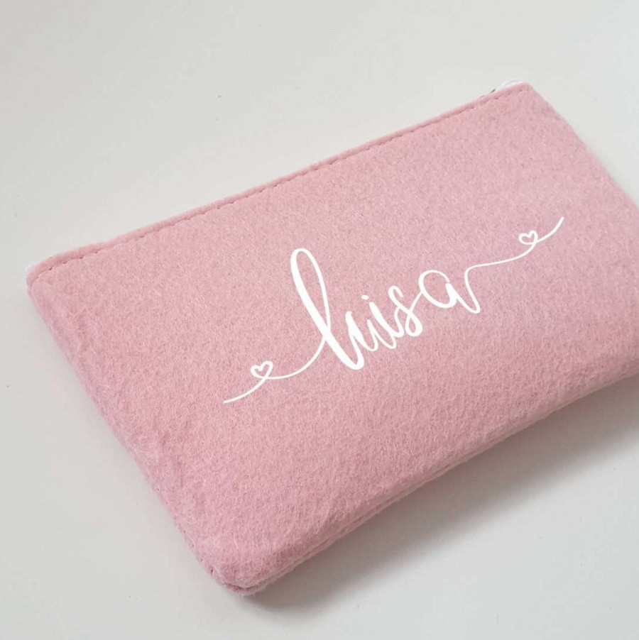 Kleine Schminktasche aus Filz 18x10 cm | Personalisiert | Kosmetiktasche mit Namen | Kulturtasche | Filz-Mäppchen | Geschenk | Beauty Bag