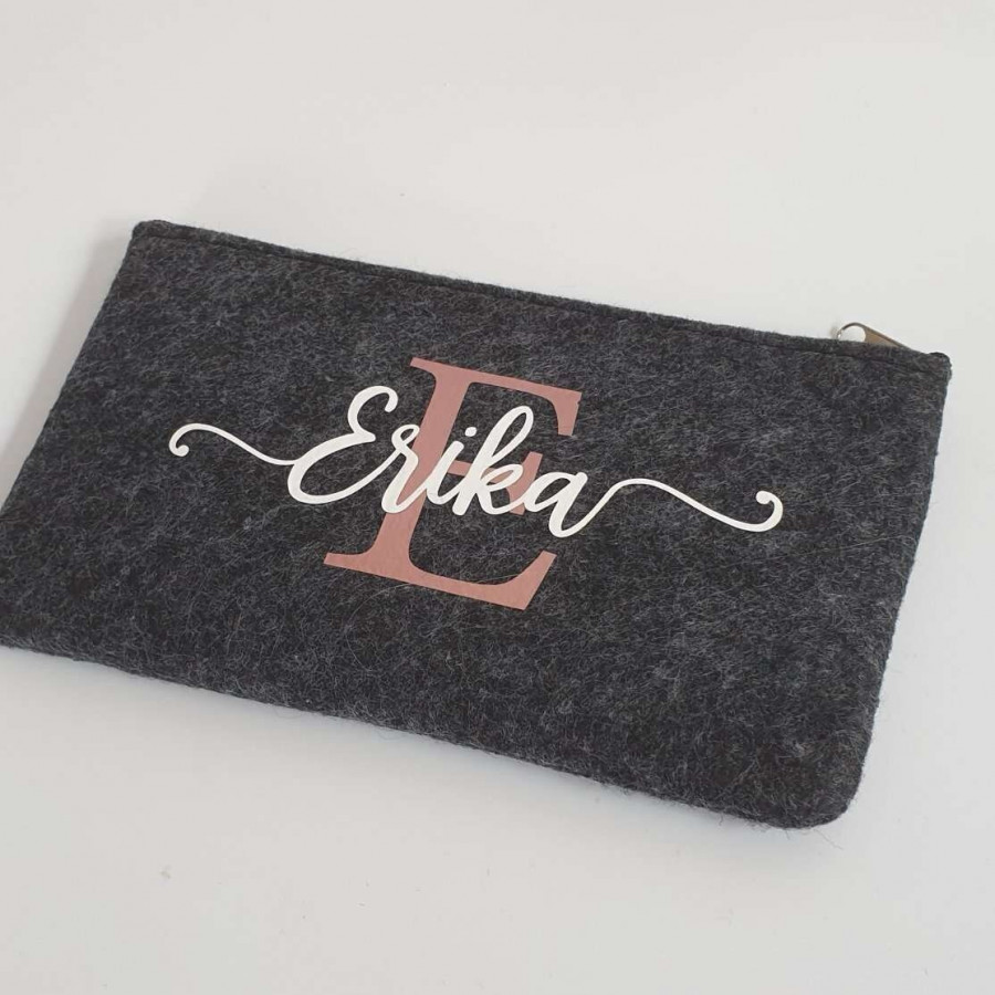 Kleine Schminktasche aus Filz 18x10 cm | Personalisiert | Kosmetiktasche mit Namen | Kulturtasche | Filz-Mäppchen | Geschenk | Beauty Bag