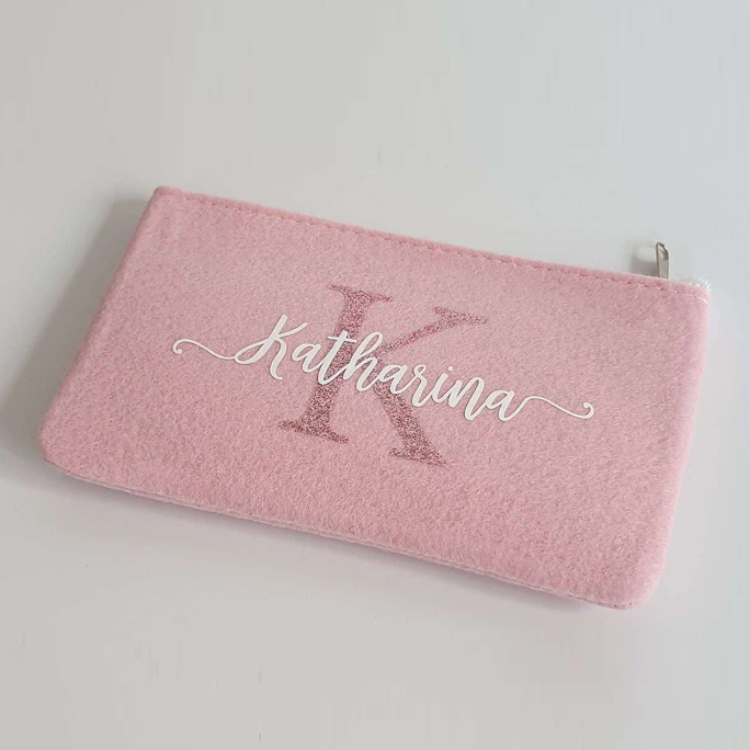 Kleine Schminktasche aus Filz 18×10 cm | Personalisiert | Kosmetiktasche mit Namen | Stifte Tasche | Filz-Mäppchen | Geschenk | Beauty Bag